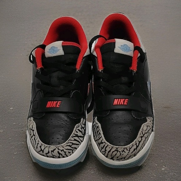 Nike Other - Nike Jordan Legacy 312 CD9055-004 "Chicago Flag" Lace Up Animal Print 2Y
